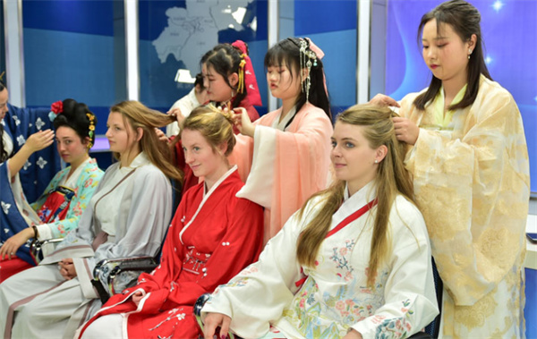 汉服市场直逼百亿，国潮还能火多久？ 